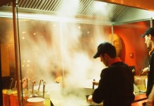Mehr als 1 Millionen Gäste haben seit der Eröffnung des Kölner Mongo´s im Herbst 2004 die exotischen Köstlichkeiten des mongolischen Barbecues, dem Dreh- und Angelpunkt des Mongo’s-Konzeptes, genossen. - copyright: Mongo´s