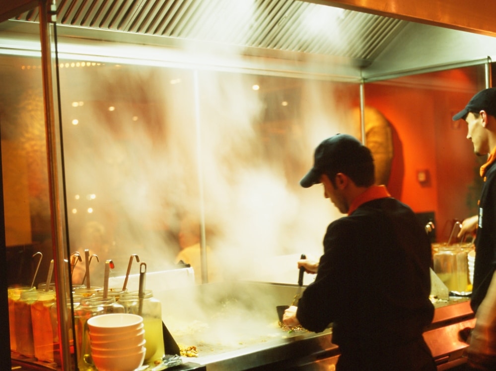 Mehr als 1 Millionen Gäste haben seit der Eröffnung des Kölner Mongo´s im Herbst 2004 die exotischen Köstlichkeiten des mongolischen Barbecues, dem Dreh- und Angelpunkt des Mongo’s-Konzeptes, genossen. - copyright: Mongo´s