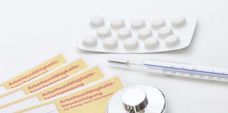 Husten, Schnupfen, Unwohlsein – die Grippe- und Erkältungswelle rollt! copyright: Tim Reckmann / pixelio.de