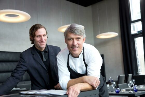 Küchenchef Jörg Bernshausen und Restaurantleiter Daniel Dowhan sind die kreativen Köpfe im BU 1. copyright: Restaurant BU 1