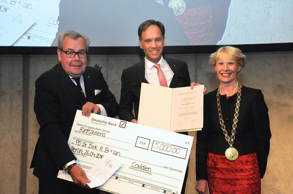 Verleihung Felicien-Steichen-Preis an PD Dr. Bulian  copyright: Peter Schmalfeldt
