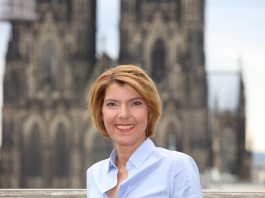 Bettina Böttinger wird zur Proklamation des Kölner Dreigestrins 2020 die Moderation übernehmen. copyright: CityNEWS / Alex Weis