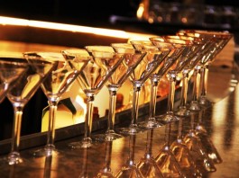 Im genussvollem Luxus schwelgen: Ausgefallene Bars für einzigartige Stunden in Grand-Hotels - copyright: pixabay.com