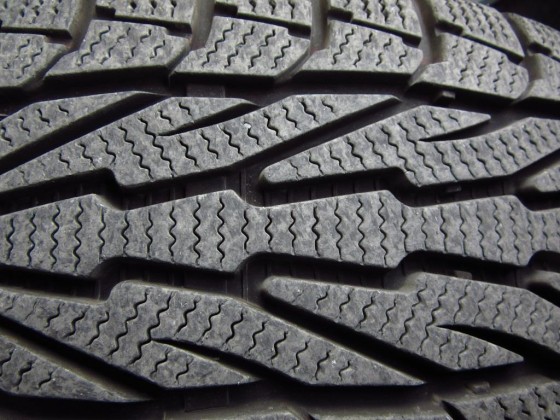 Reifen mit Beschädigungen gewährleisten keine ausreichende Sicherheit. - copyright: pixabay.com