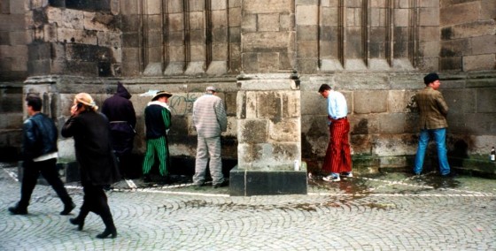 Wie in den vergangenen Jahren musste der Ordnungsdienst auch gegen das Urinieren in der Öffentlichkeit vorgehen. - copyright: Dieter Poschmann / pixelio.de