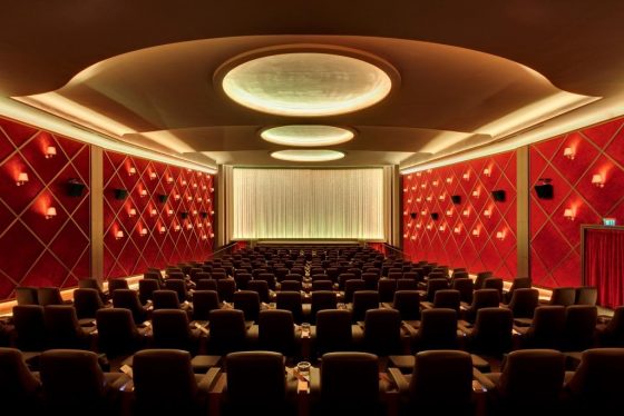 Erleben Sie Filmgenuss von seiner Luxusseite in der Astor Film Lounge Köln copyright: Residenz – EINE ASTOR FILM LOUNGE
