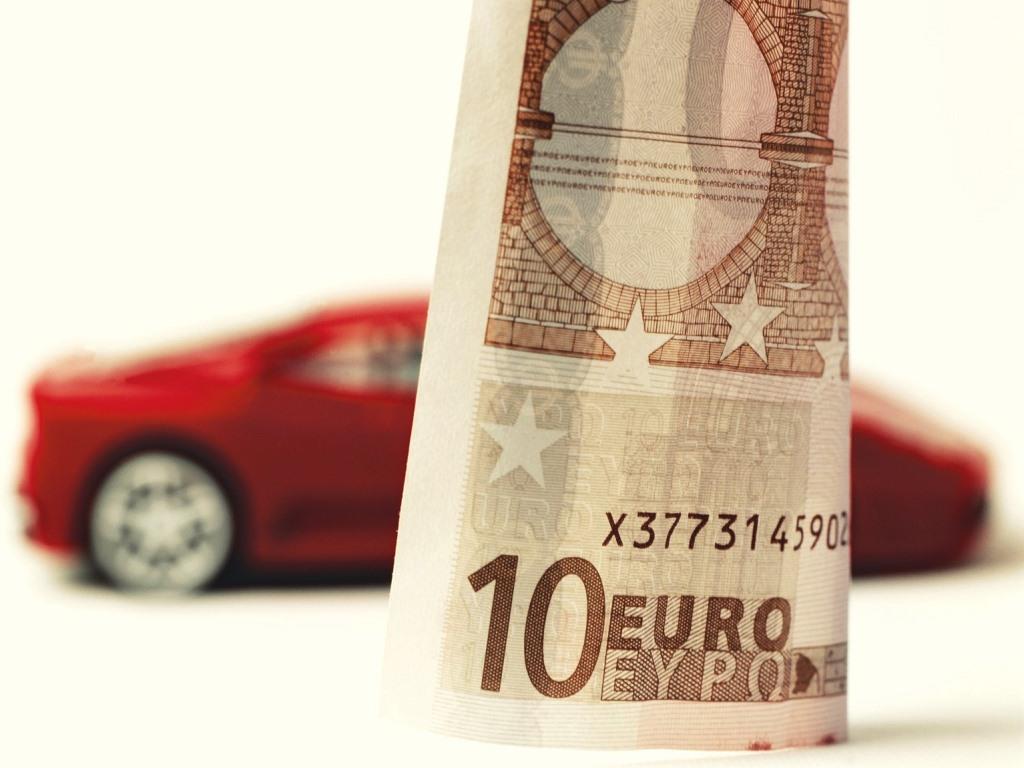 Auf der Suche nach der passenden Autoversicherung: Haftpflicht, Teil- oder Vollkasko? - copyright: pixabay.com