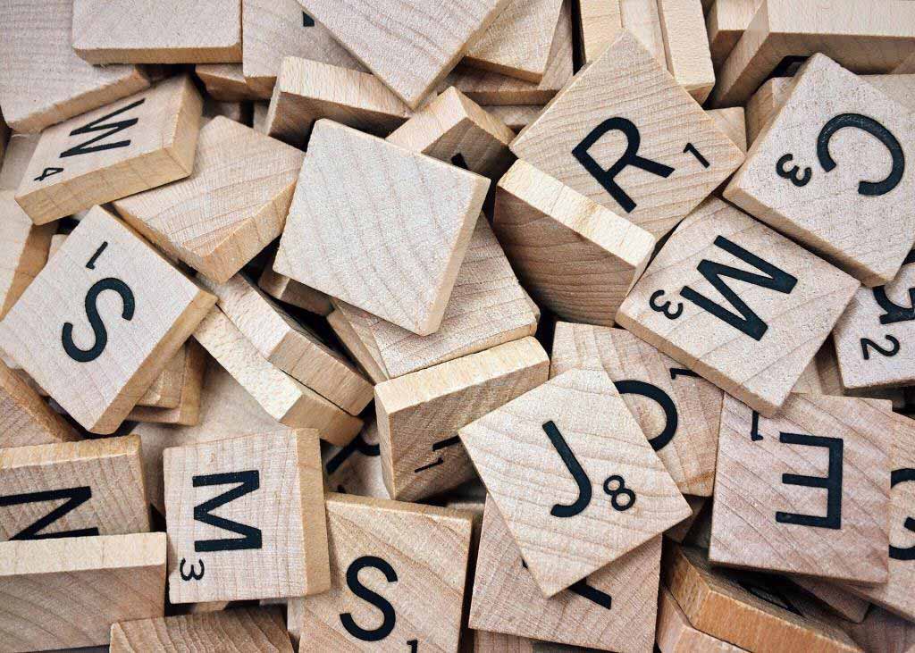 Smartphone-Spiel für Buchstaben-Akbrobaten mit Suchtfaktor: Wort Guru - copyright: pixabay.com