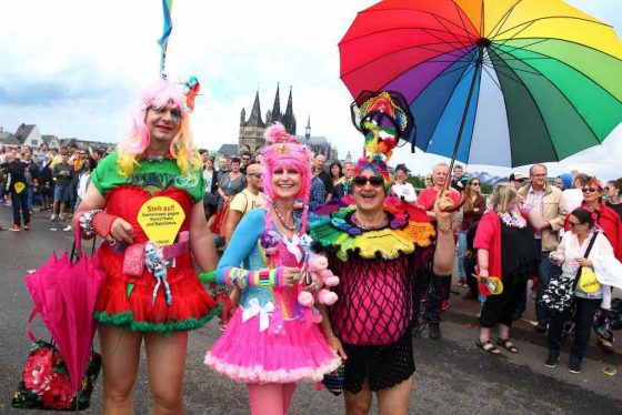 Der CSD in Köln zu den größten Pride-Veranstaltungen in Europa. copyright: ColognePride / Viktor Vahlefeld + Volker Glasow