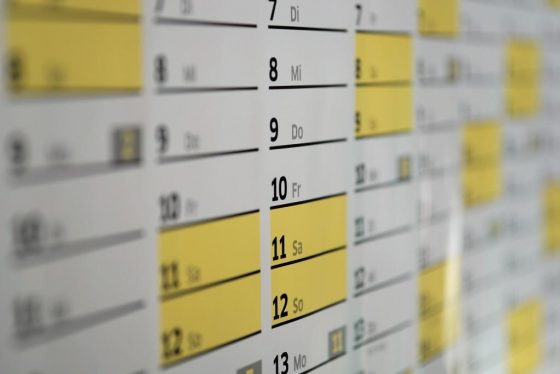Mit kostenlosen Vorlagen kann man sich den Kalender auch ganz einfach selbstgestalten und ausdrucken. - copyright: pixabay.com