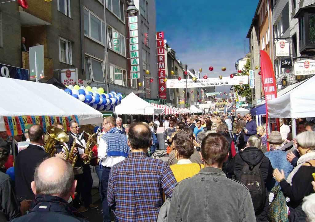 Dä längste Desch vun Kölle 2019: Alle Infos zum Straßenfest in der Kölner Südstadt copyright: CityNEWS / EidenArt