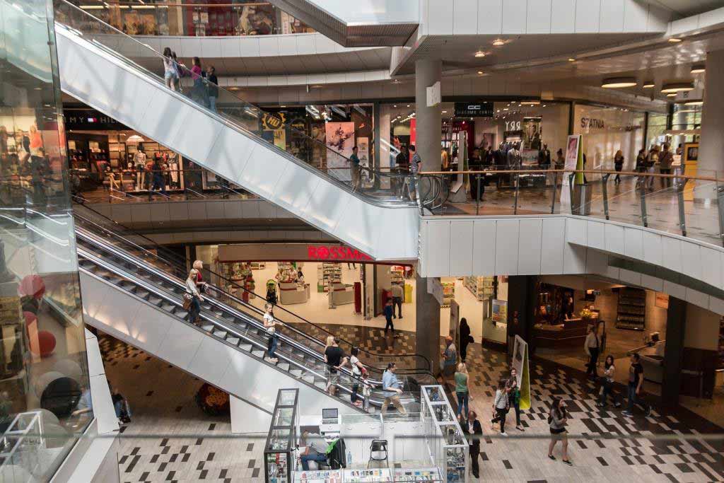 Shopping-Tour – Einkaufen und Bummeln im Shopping-Center - copyright: pixabay.com
