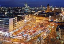 Das Nikolausdorf am Kölner Rudolfplatz ist ein Weihnachtsmarkt für die ganze Familie. copyright: Dieter Jacobi / KölnTourismus GmbH