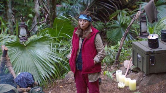 Wird Schlagersängerin Tina York zum Favoriten vom Dschungelcamp 2018? Foto: MG RTL D Alle Infos zu 'Ich bin ein Star - Holt mich hier raus!' im Special bei RTL.de