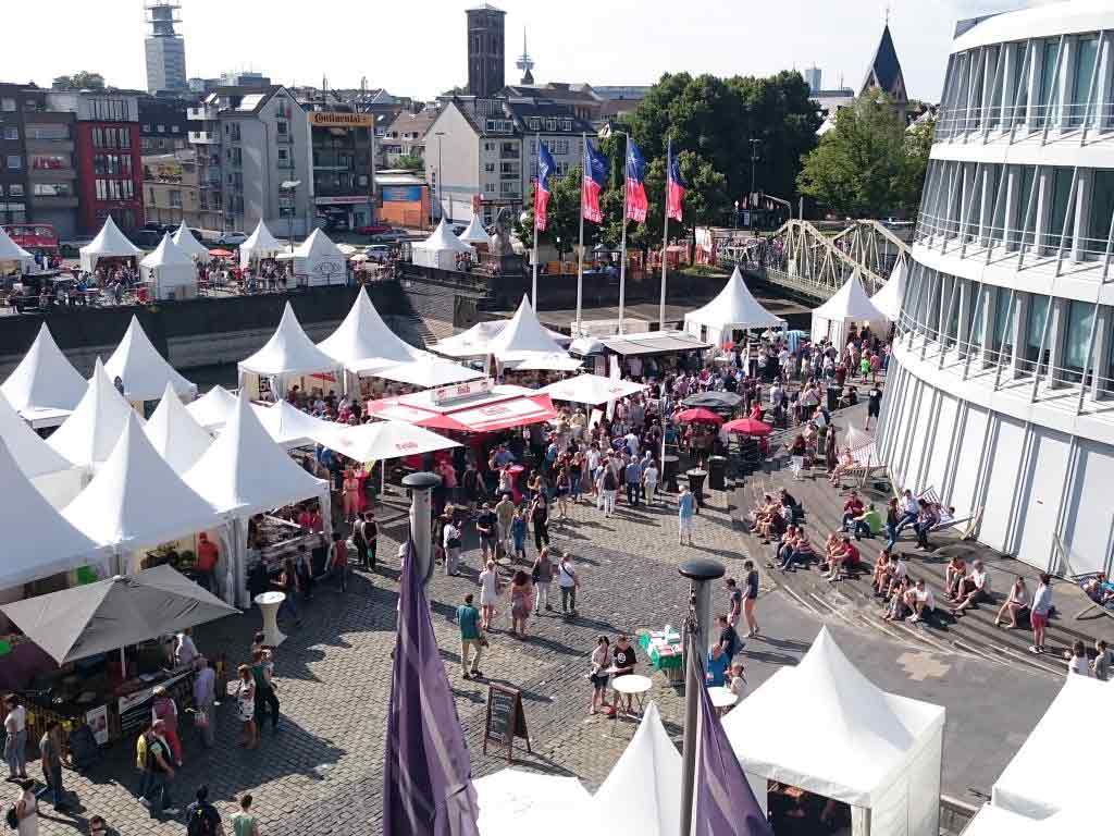 Domstadt wird zur Schlemmermeile: Genuss Festival Köln 2018 copyright: Wellfairs GmbH / Miriam Rippers