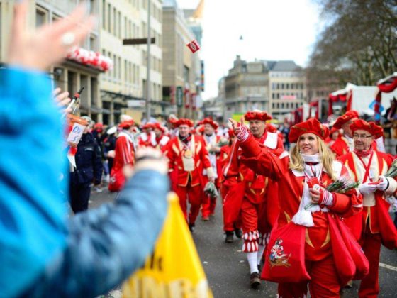 Beste Stimmung beim Zoch durch die Kölner Innenstadt. copyright: Festkomitee Kölner Karneval
