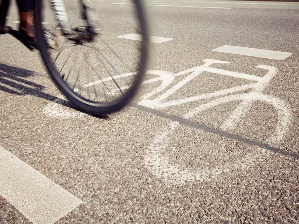 Köln beim Fahrradklima-Test 2018 auf dem letzten Platz copyright: Envato / Chalabala
