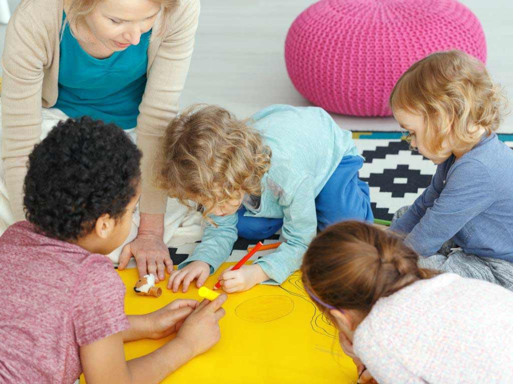 Ab 8. Juni 2020 ist die Kindertagesbetreuung in NRW wieder möglich. copyright: Envato / bialasiewicz