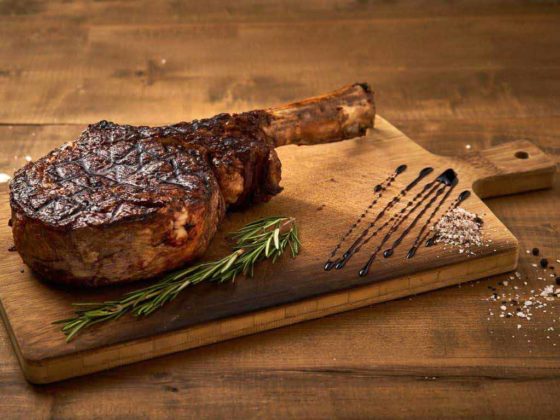 Vor allem die vielen verschiedenen Fleischsorten und Cuts sind bei den Steak-Freunden angesagt. copyright:THE ASH