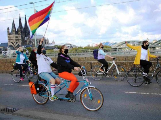 Statt einer großen CSD-Parade durch Köln fand in diesem Jahr eine Fahrrad-Sternfahrt in der Rheinmetropole statt.