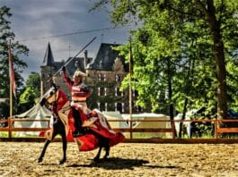 An den ersten beiden Wochenenden im September werden die Ritter der Burg Satzvey ihre Zuschauer wieder in ihren Bann ziehen.