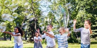 Weltkindertag 2022 in Köln mit Spaß und Spiel und ernstem Anliegen