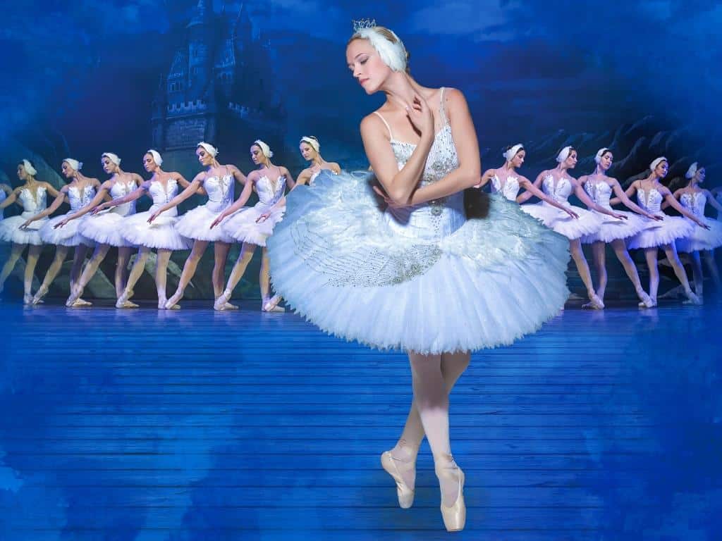 Tschaikowskys Ballett "Sxhwanensee" aus dem Jahr 1877 ist in dieser Saison so bezaubernd wie eh und je.