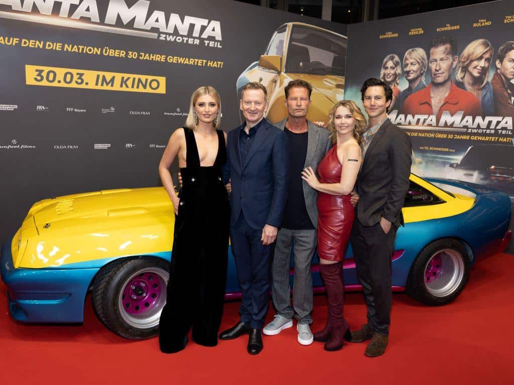 Luna Schweiger, Michael Kessler, Til Schweiger, Tina Ruland und Tim Oliver Schultz bei der Weltpremiere von "Manta Manta - Zwoter Teil" am 26. März 2023 in Köln.