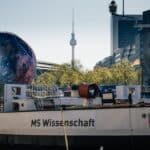 Am 9. Mai 2023 startete die MS Wissenschaft in Berlin ihre fast fünfmonatige Tour durch rund 30 Städte in Deutschland und Österreich.