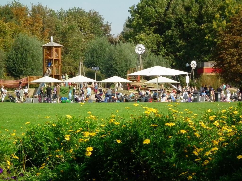 Verschiedene Events warten auf die Besucher im Brückenkopf-Park Jülich.